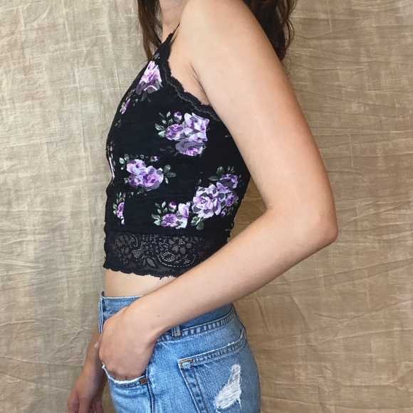 Lace Floral Crop Tank Top - Picture 5 of 5